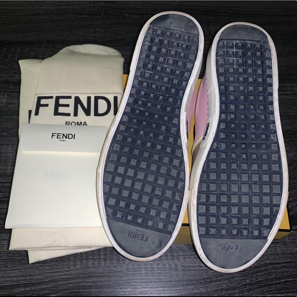 ❌SOLD❌ Fendi Monster Shoes - Picture 4 of 4